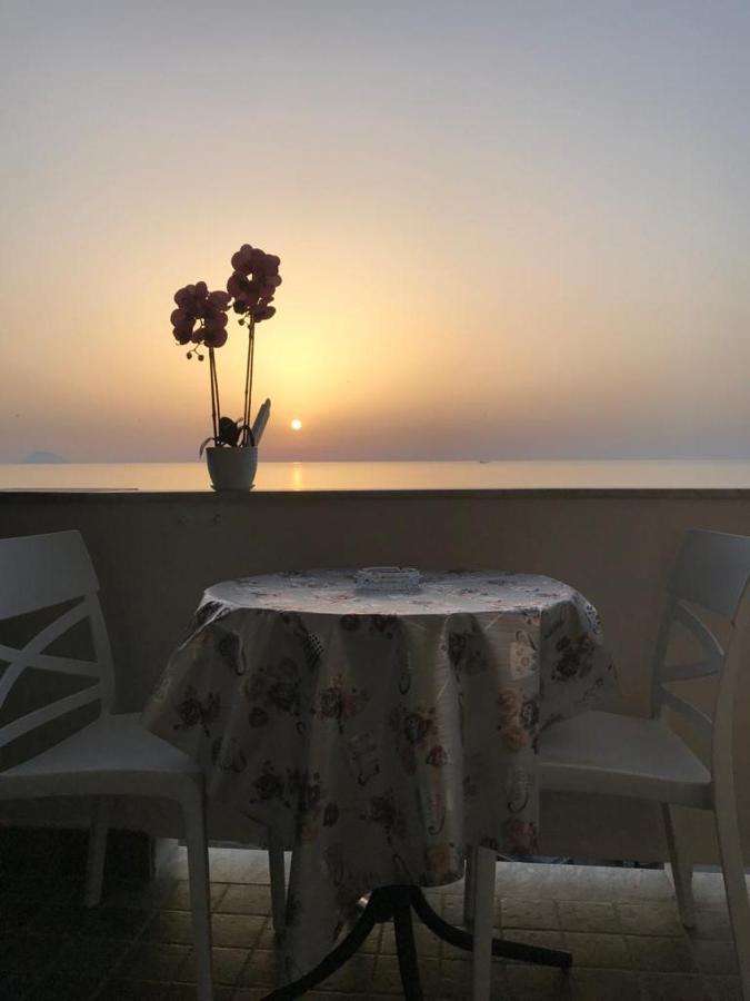 Residenza Luce Sul Mare Aparthotel Tropea Buitenkant foto