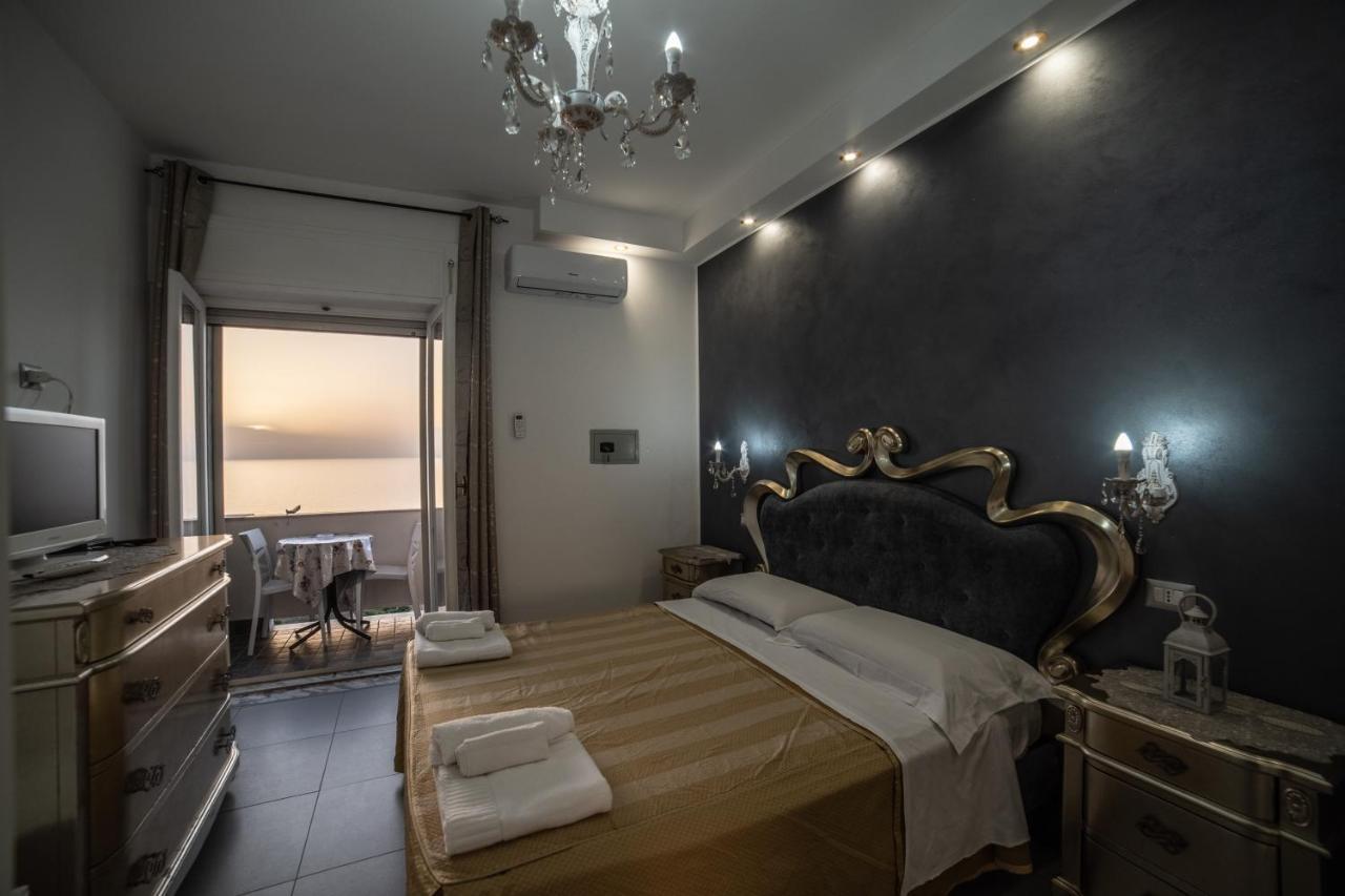 Residenza Luce Sul Mare Aparthotel Tropea Buitenkant foto